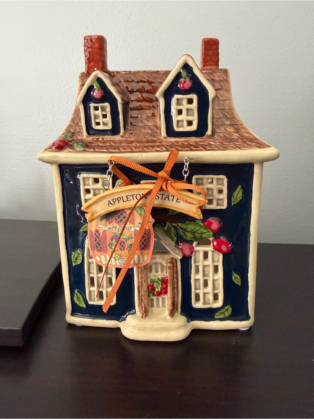 Blue Sky Ceramics Appleton Estate tea light house